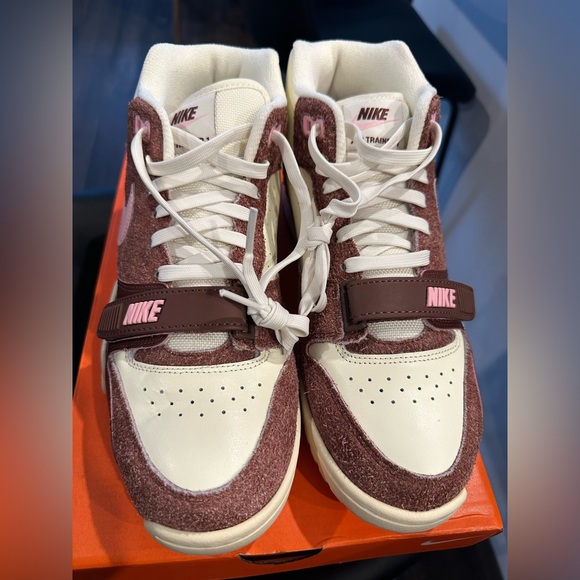 Men’s Nike Air Trainer 1 Cream and Brown Sneakers Classic Design 9.5 NIB - Picture 3 of 7